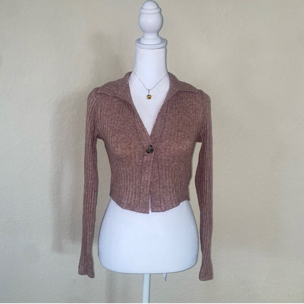 Forever 21 Long Sleeve Crop Top. Size Small.